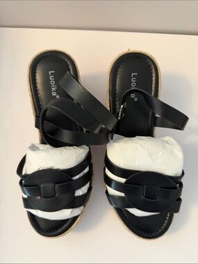 lukka Black Strappy Knot Sandals for Women size 11w